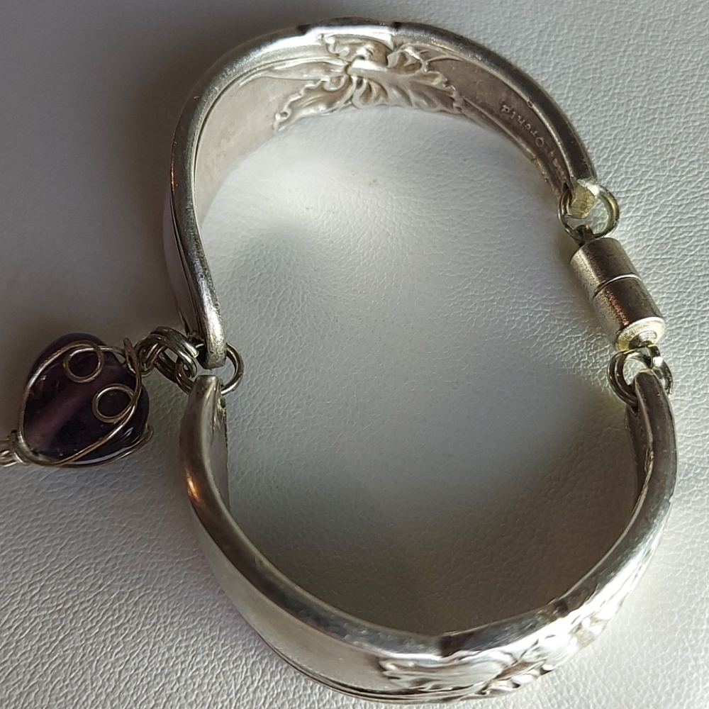 Vintage Artisan Bracelet made from Silver Flatwear - Picture 14 of 16